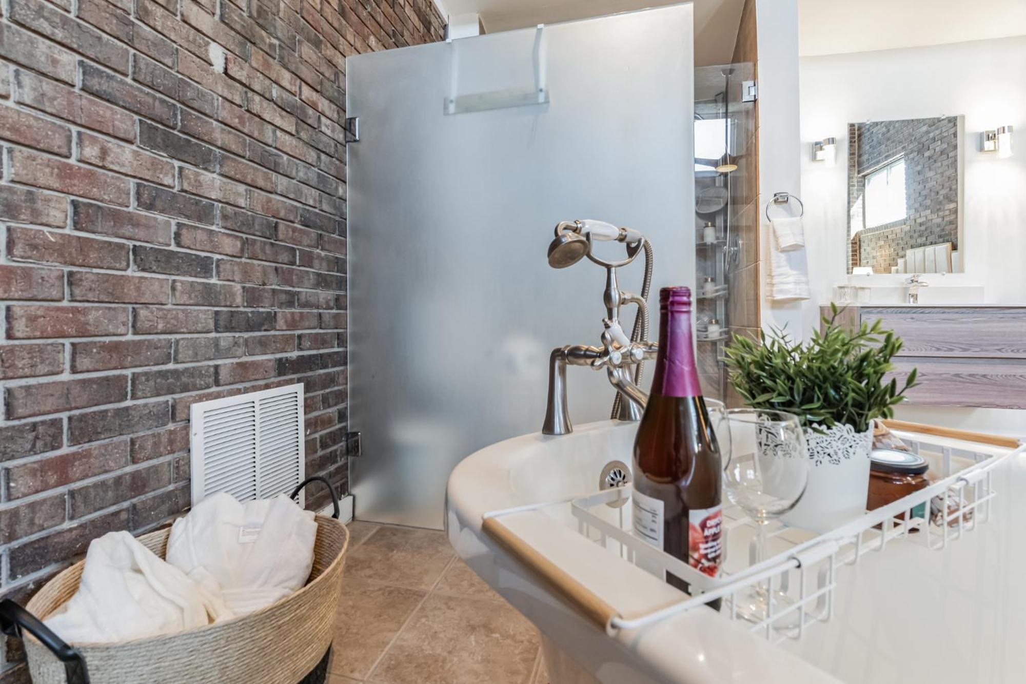 Beltline Beauty Mins To Benz Stadium, Game Room 애틀랜타 외부 사진